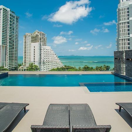 Serenity Pattaya Beach Exterior photo