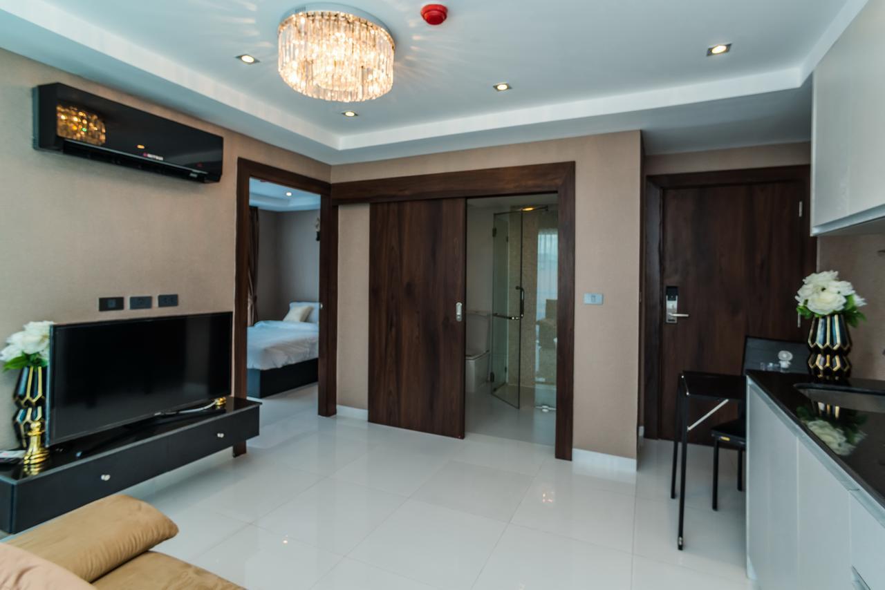 Serenity Pattaya Beach Exterior photo
