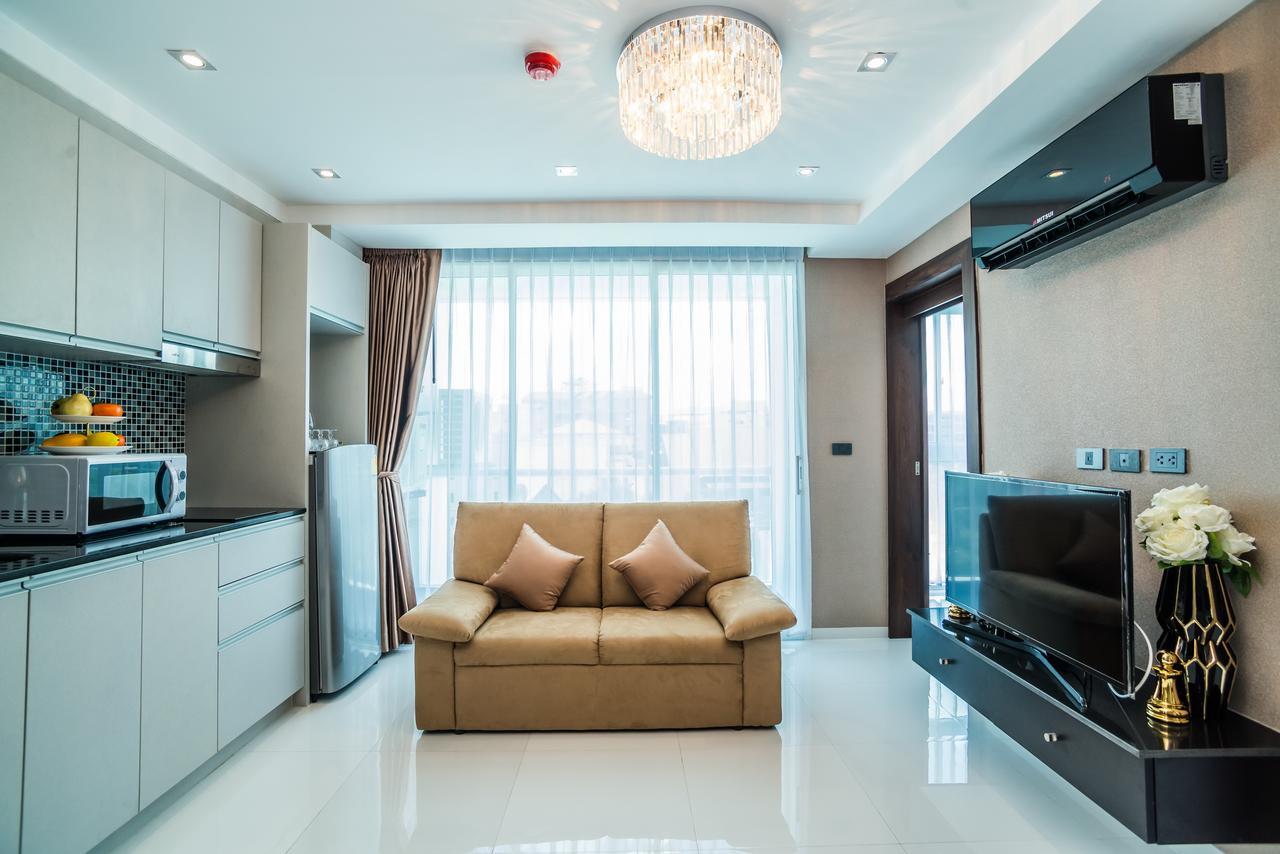 Serenity Pattaya Beach Exterior photo