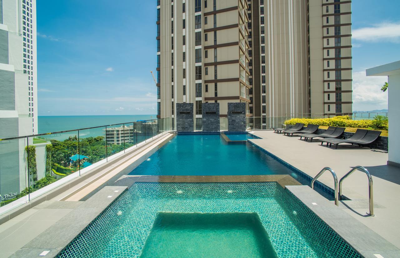 Serenity Pattaya Beach Exterior photo